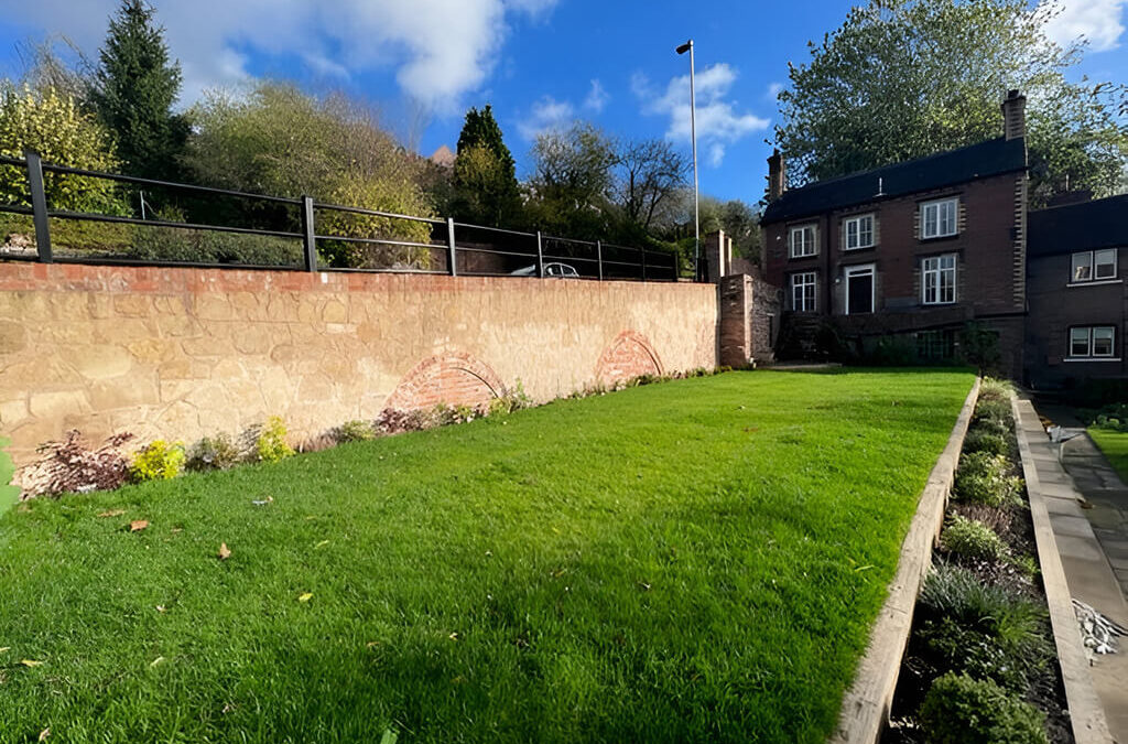 B4373 Madeley Road